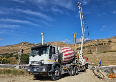 Produzione di calcestruzzo a aa San Giovanni Gemini, Agrigento